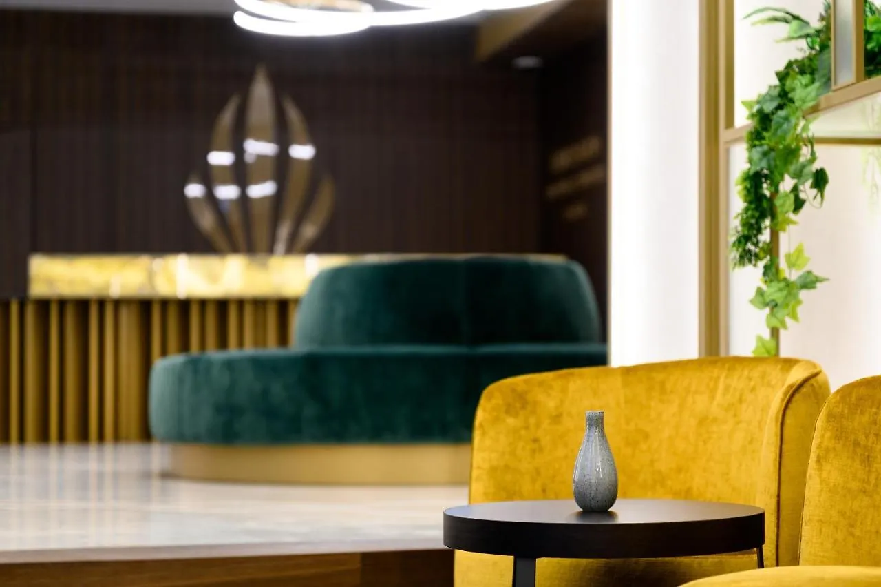 Emerald Hotel By Continental Group Budapeşte