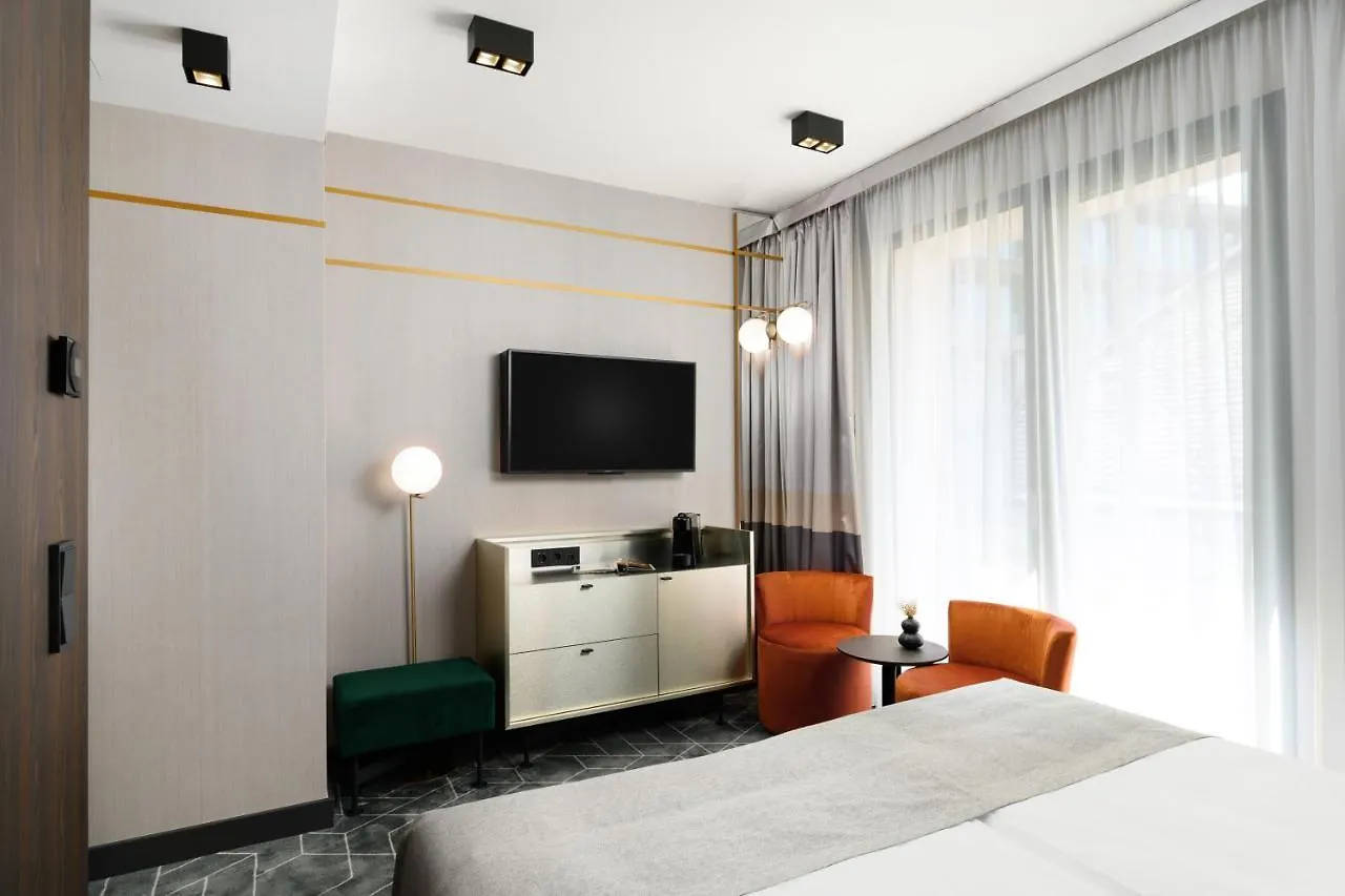 ****  Emerald Hotel By Continental Group Budapeşte Macaristan