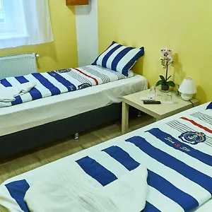 Deniz Konukevi