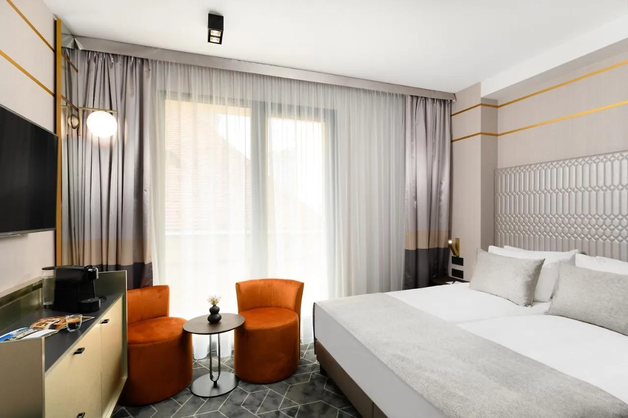 Emerald Hotel By Continental Group Budapest 4*,  Hungary